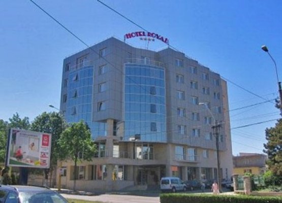 Descinderi la două hoteluri de lux din Constanţa, împotriva unor hoţi de energie electrică - Vezi video